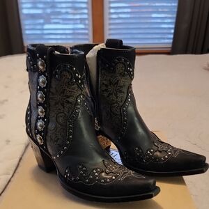 Old Gringo Black Floral Embroidered Ankle Boots
